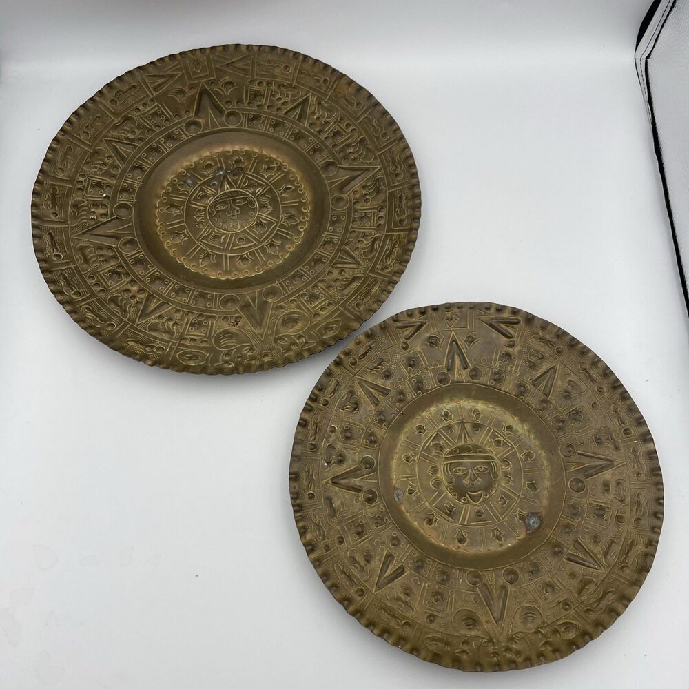 Vintage AZTEC MAYAN Hanging Wall Plate W/Hanger Set Of Two Brass
